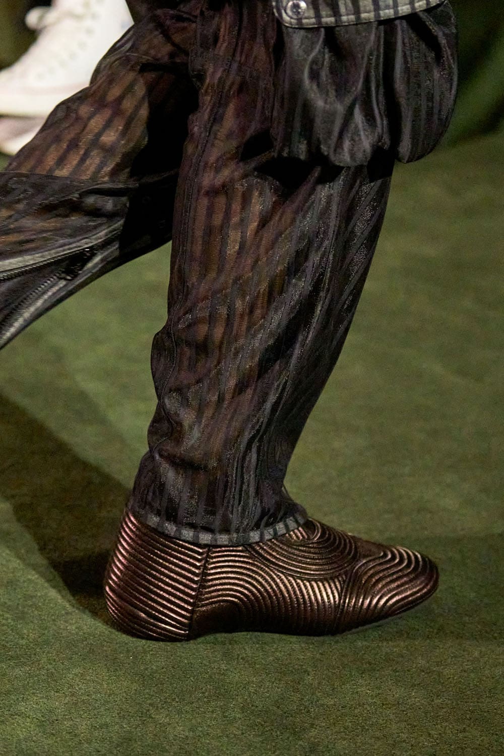 Louis Vuitton Cruise 2027 Shoes Runway Magazine (61)