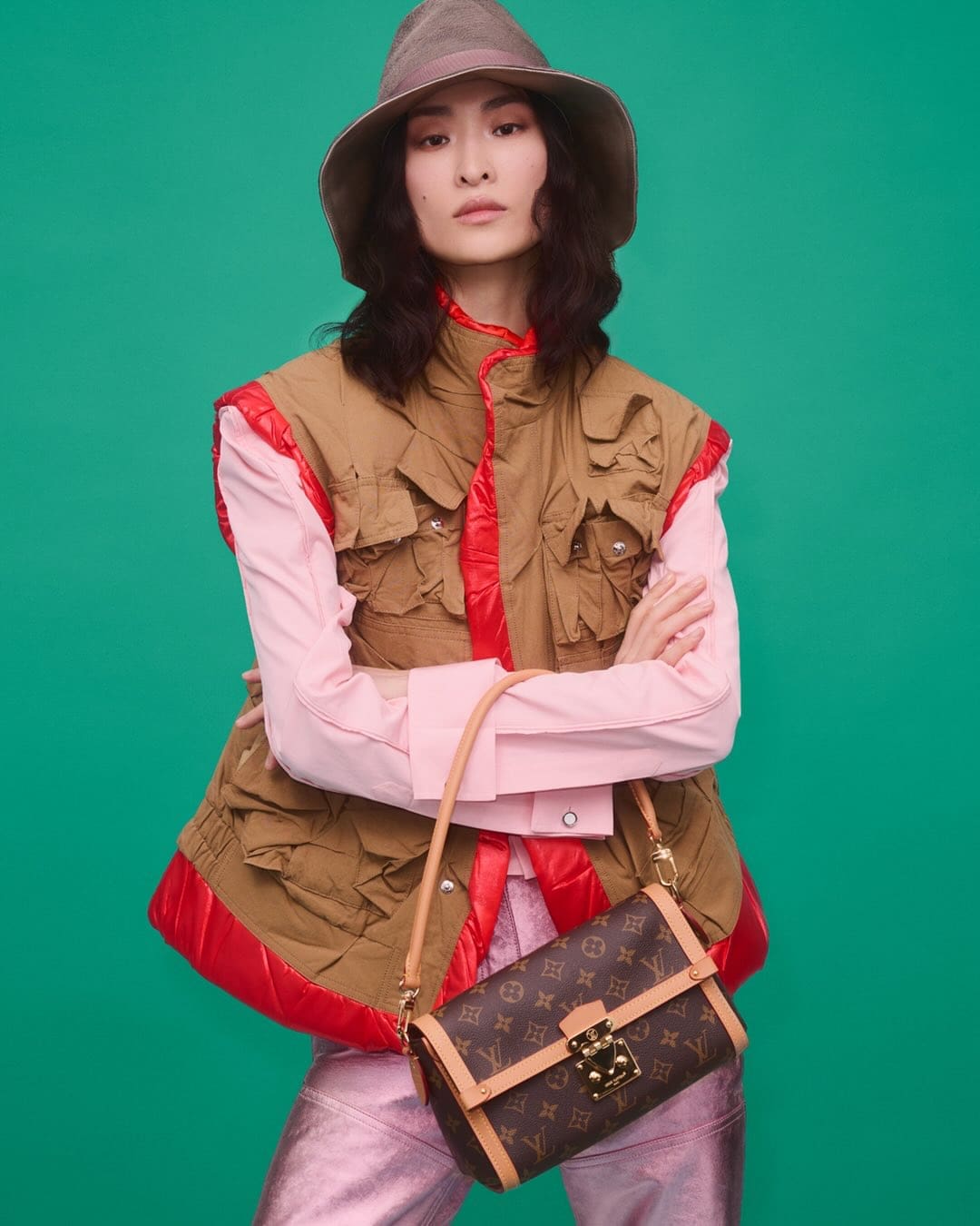 Louis Vuitton Cruise 2027 Special Runway Magazine (8)
