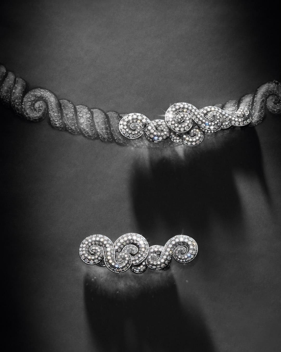 Louis Vuitton Mythica High Jewelry Runway Magazine (11)