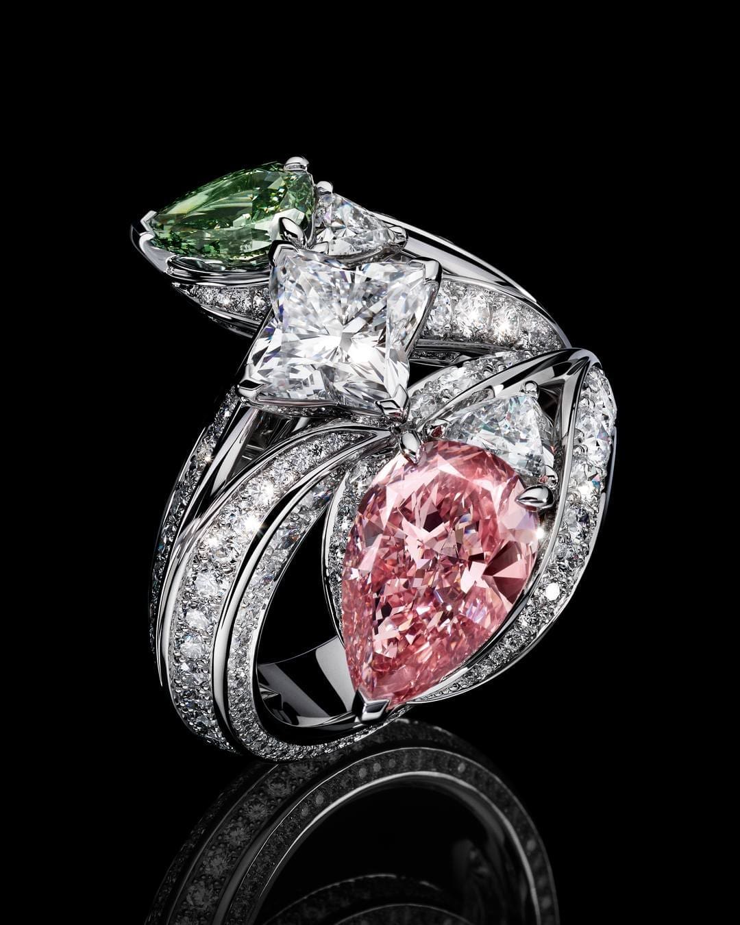 Louis Vuitton Mythica High Jewelry Runway Magazine (17)