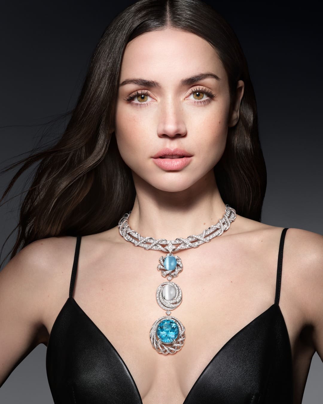 Louis Vuitton Mythica High Jewelry Runway Magazine (25)