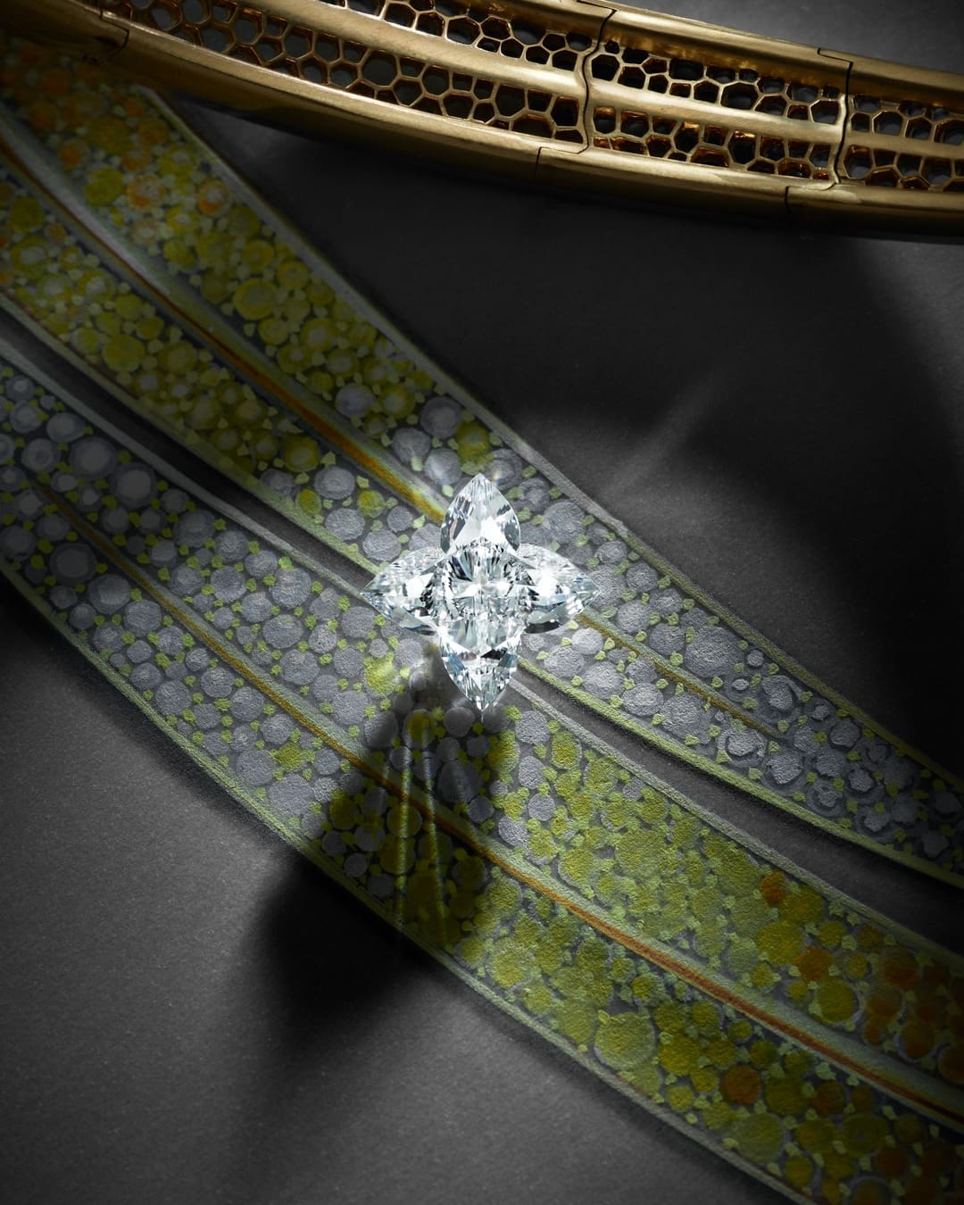 Louis Vuitton Mythica High Jewelry Runway Magazine (27)