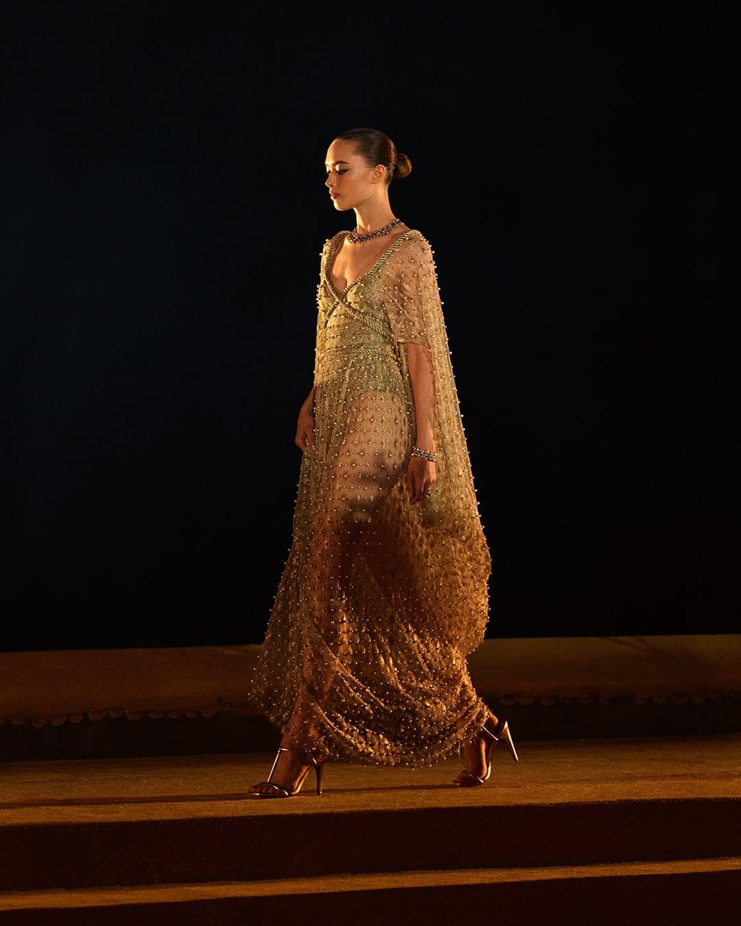 Louis Vuitton Mythica High Jewelry Runway Magazine (33)