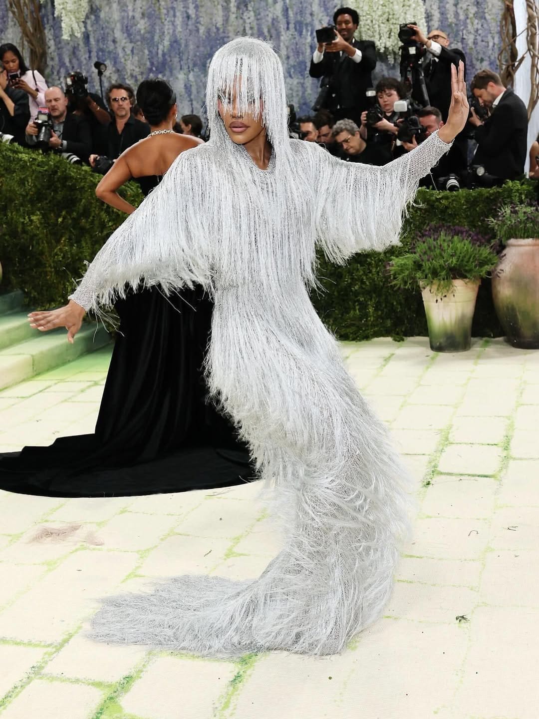 Teyana Taylor in Tom Ford bei der Met Gala 2026 Runway 03 Magazin