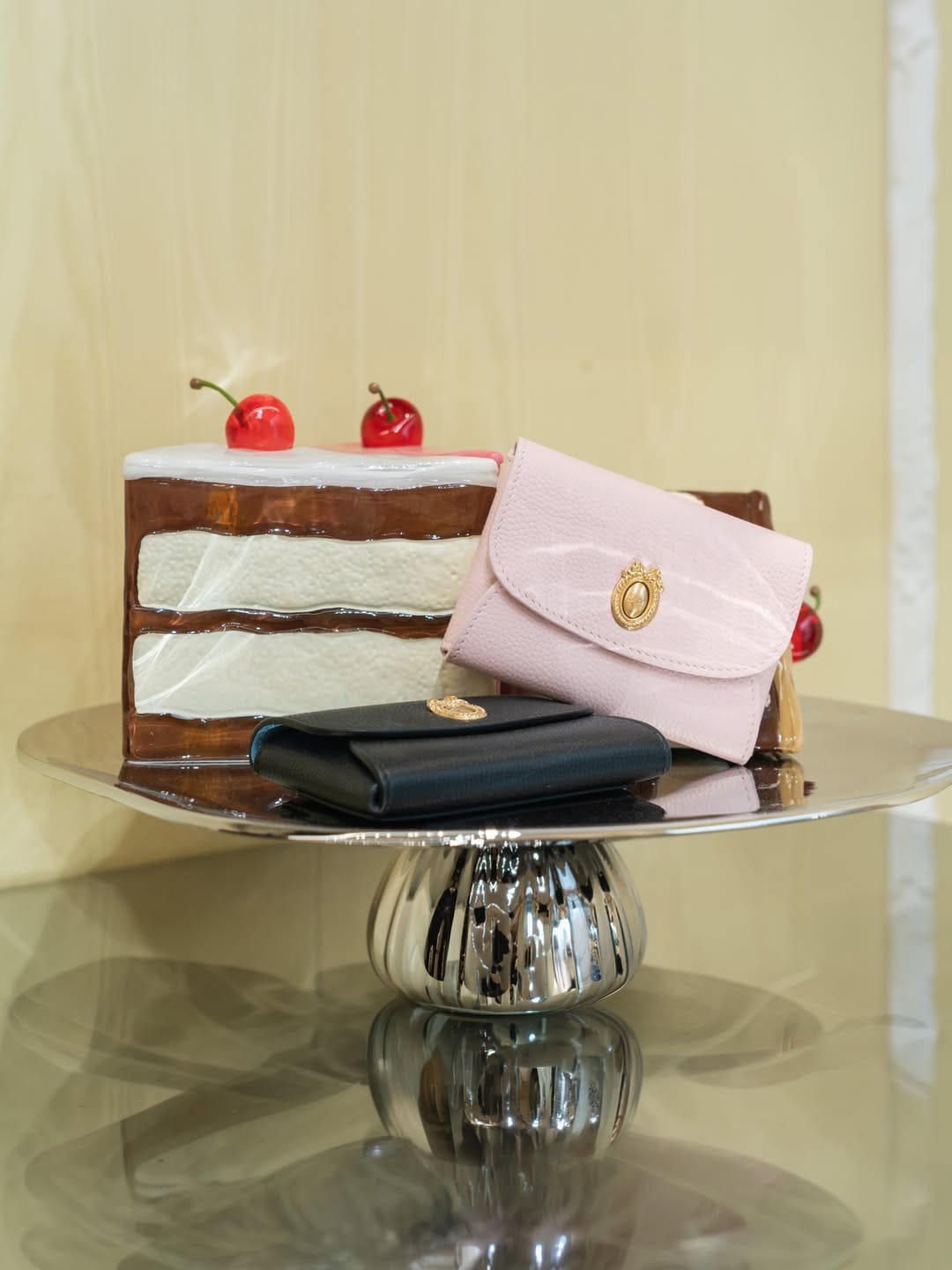 A Slice of Dior or Let them eat cakes pop up Deji Plaza in Nanjing China (13)