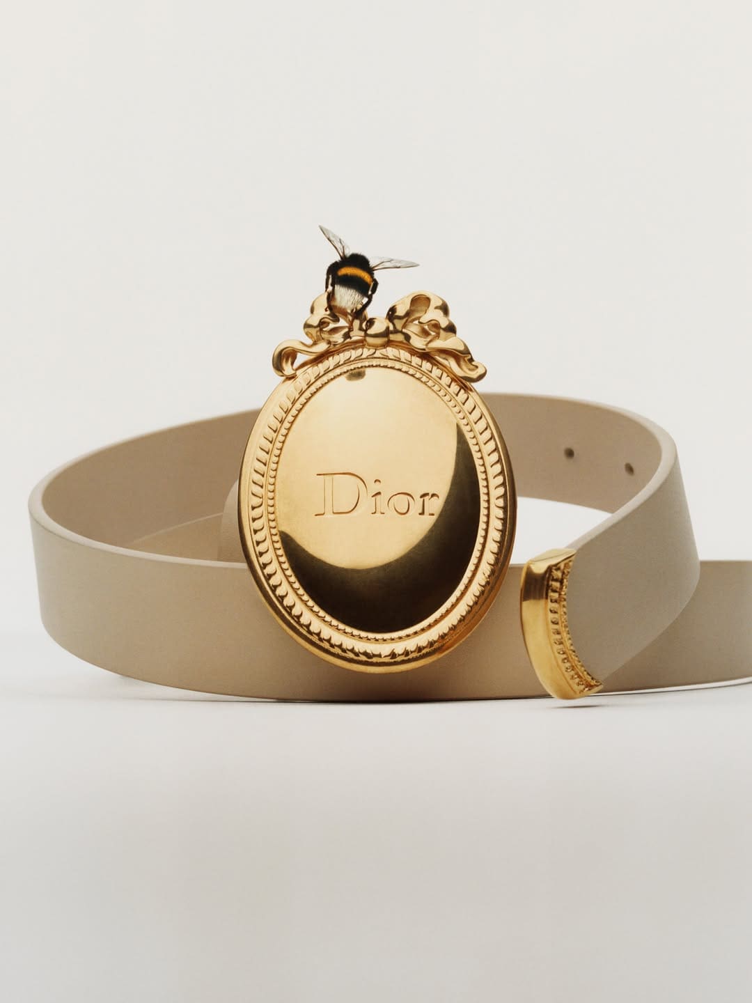 A Slice of Dior or Let them eat cakes pop up Deji Plaza in Nanjing China (18)