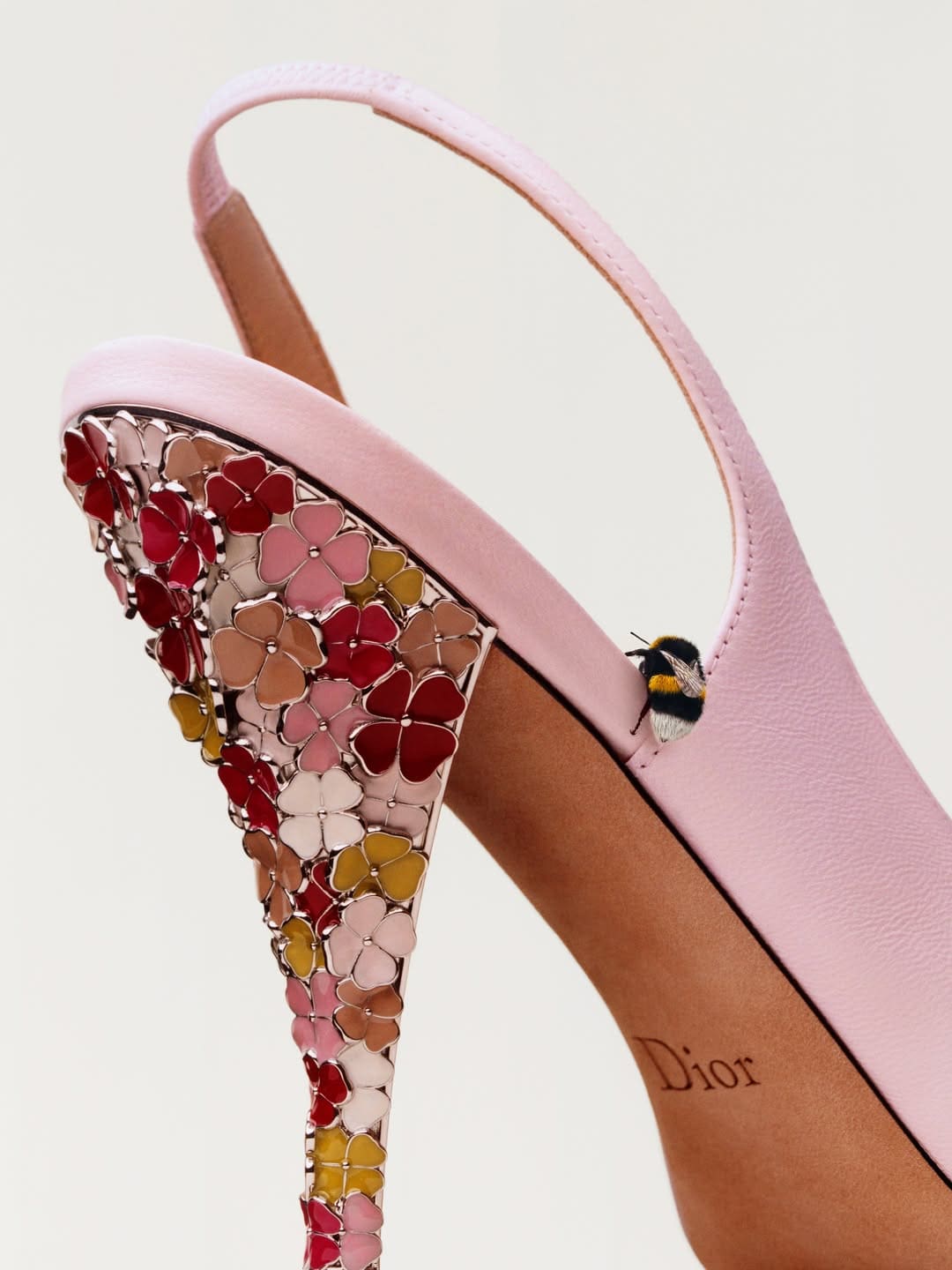 A Slice of Dior or Let them eat cakes pop up Deji Plaza in Nanjing China (19)