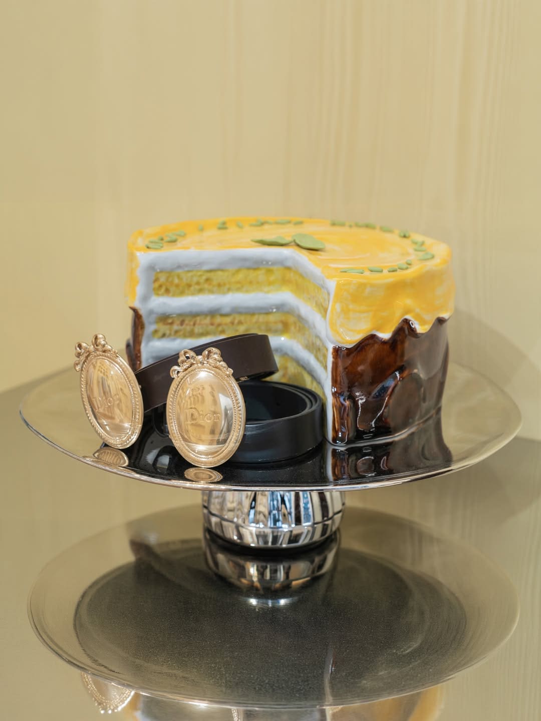 A Slice of Dior or Let them eat cakes pop up Deji Plaza in Nanjing China (4)