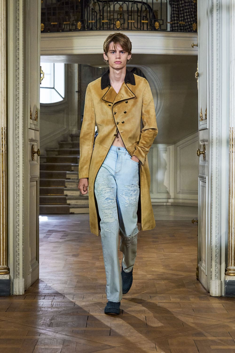 Dior Printemps Eté 2027 Homme Runway Magazine (12)