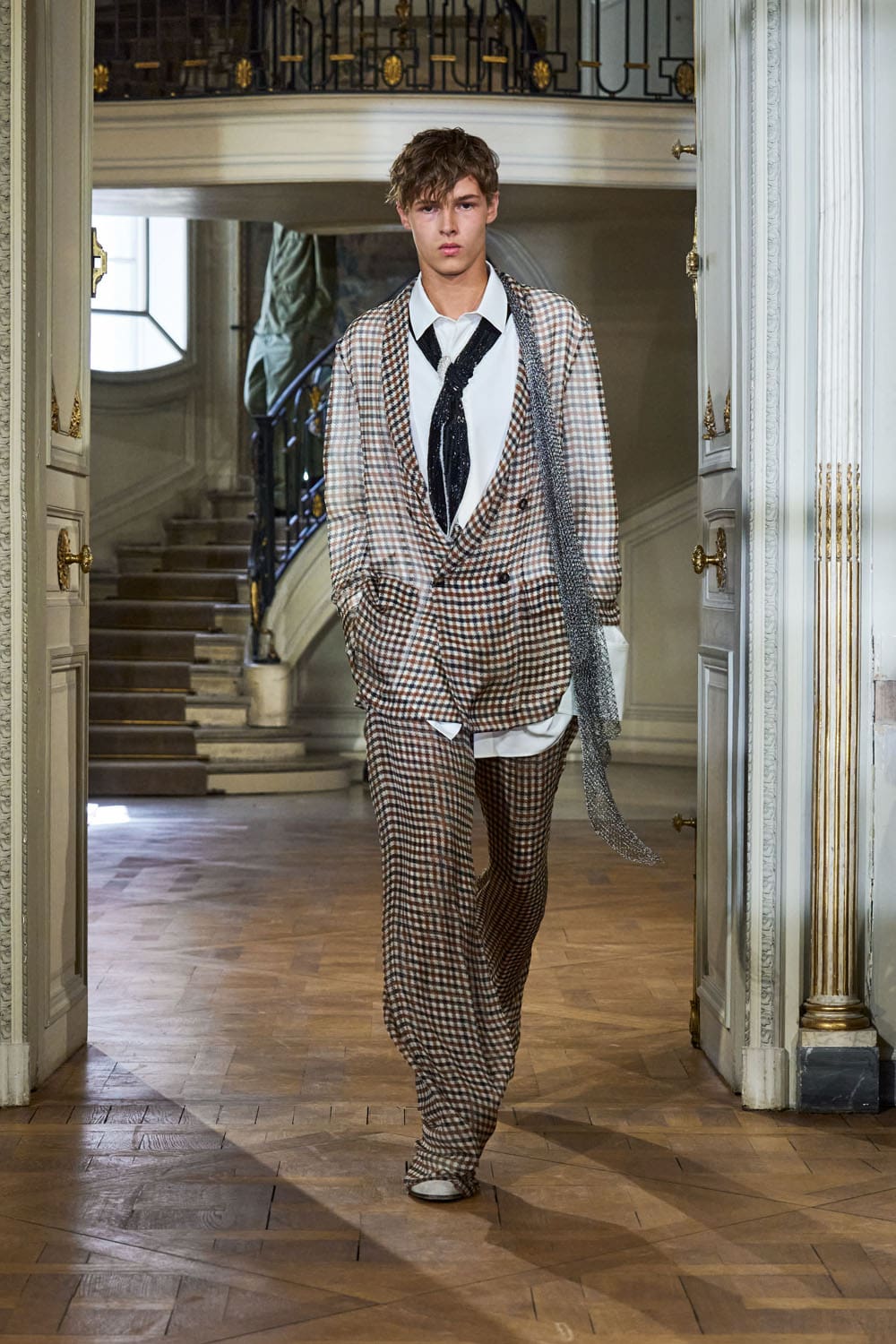 Dior Printemps Eté 2027 Homme Runway Magazine (3)