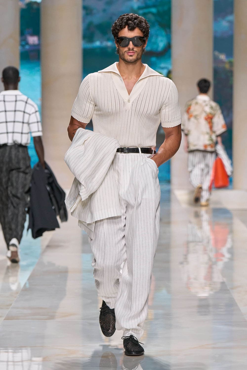 Dolce Gabbana Printemps Été 2027 Vacanze Siciliane Runway Magazine (17)