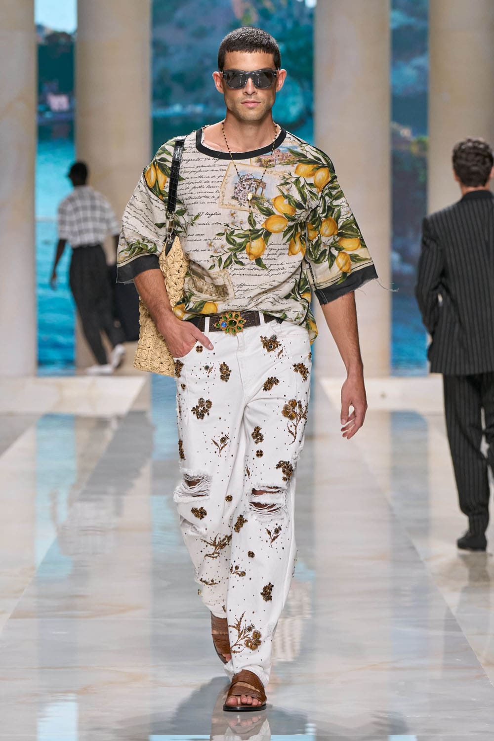 Dolce Gabbana Printemps Été 2027 Vacanze Siciliane Runway Magazine (18)