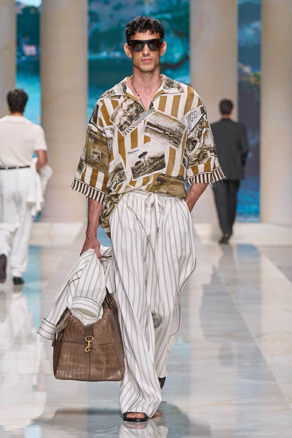 Dolce Gabbana Printemps Été 2027 Vacanze Siciliane Runway Magazine (19)