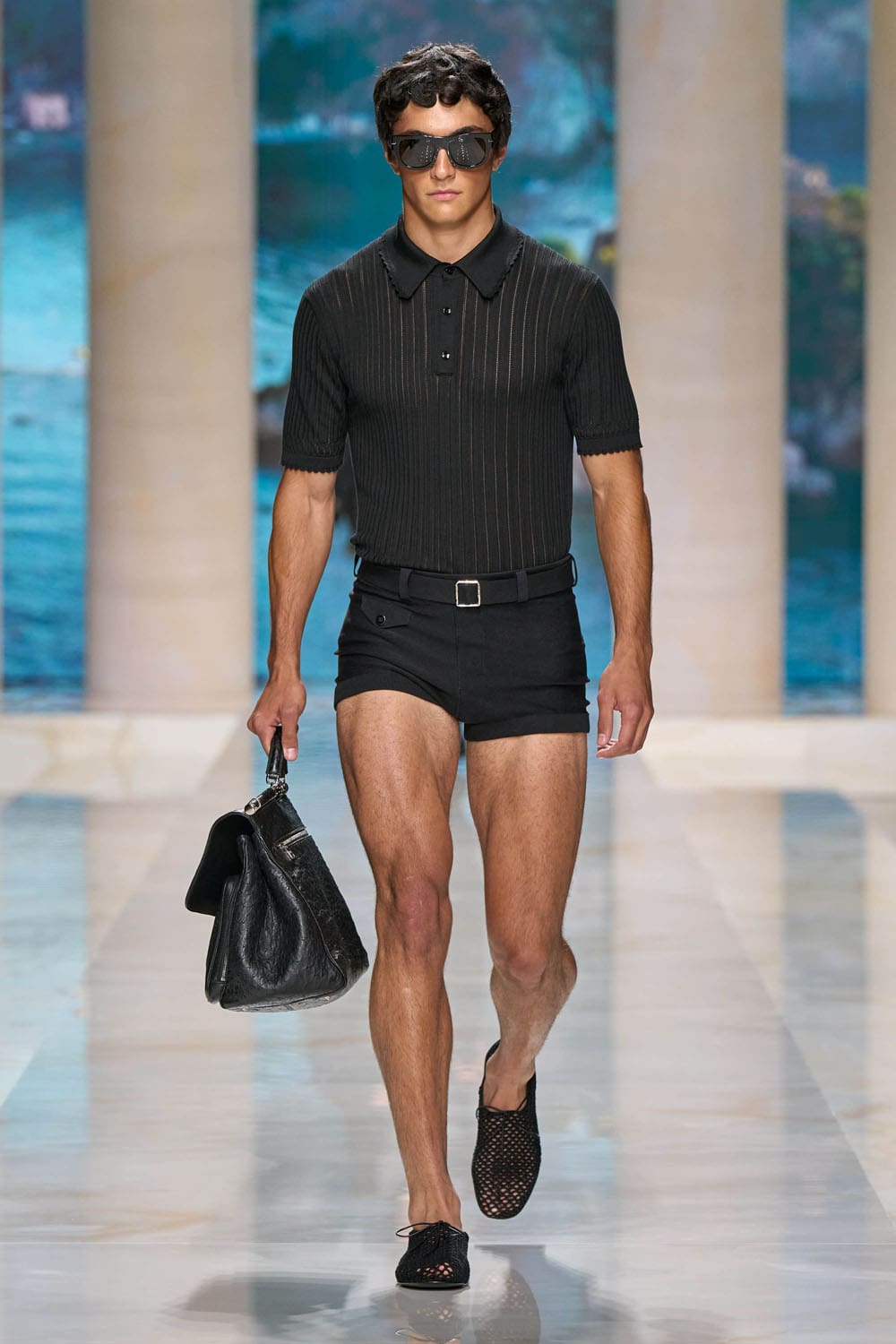 Dolce Gabbana Printemps Été 2027 Vacanze Siciliane Runway Magazine (2)