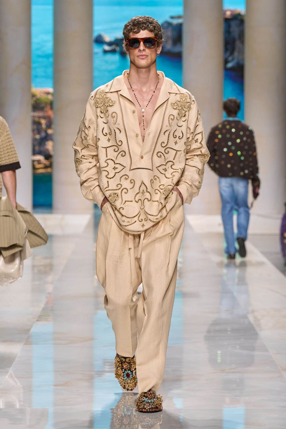 Dolce Gabbana Printemps Été 2027 Vacanze Siciliane Runway Magazine (30)