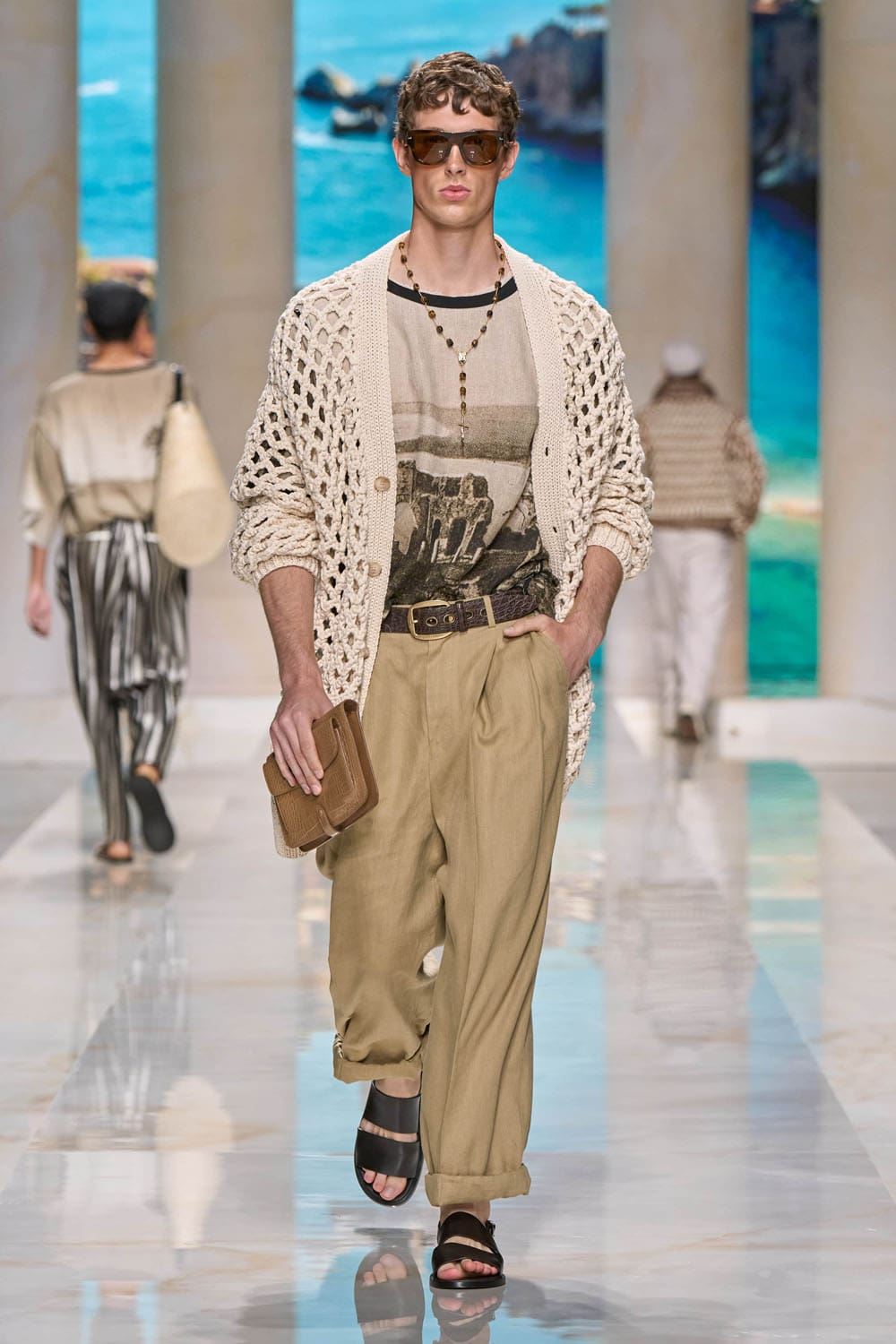 Dolce Gabbana Printemps Été 2027 Vacanze Siciliane Runway Magazine (37)