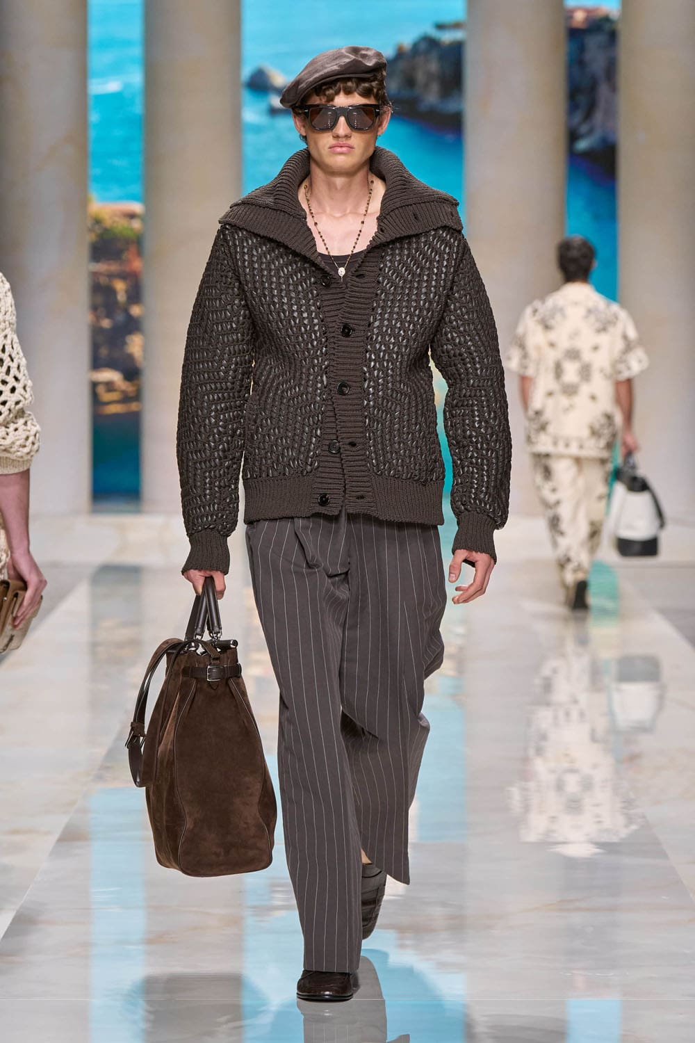 Dolce Gabbana Printemps Été 2027 Vacanze Siciliane Runway Magazine (38)