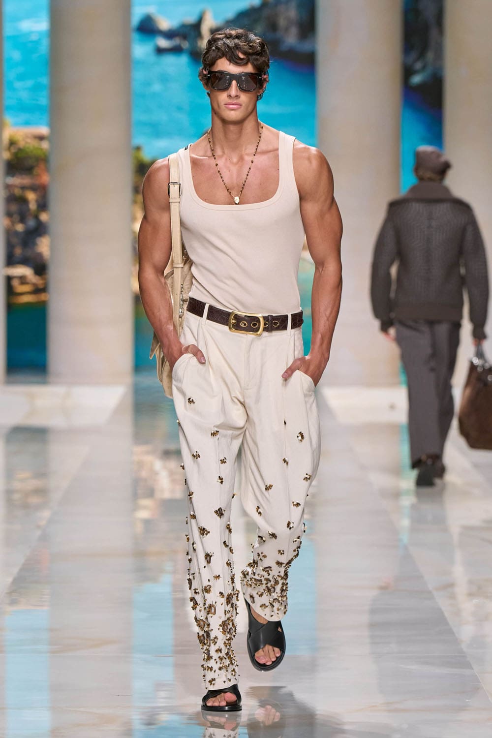 Dolce Gabbana Printemps Été 2027 Vacanze Siciliane Runway Magazine (40)