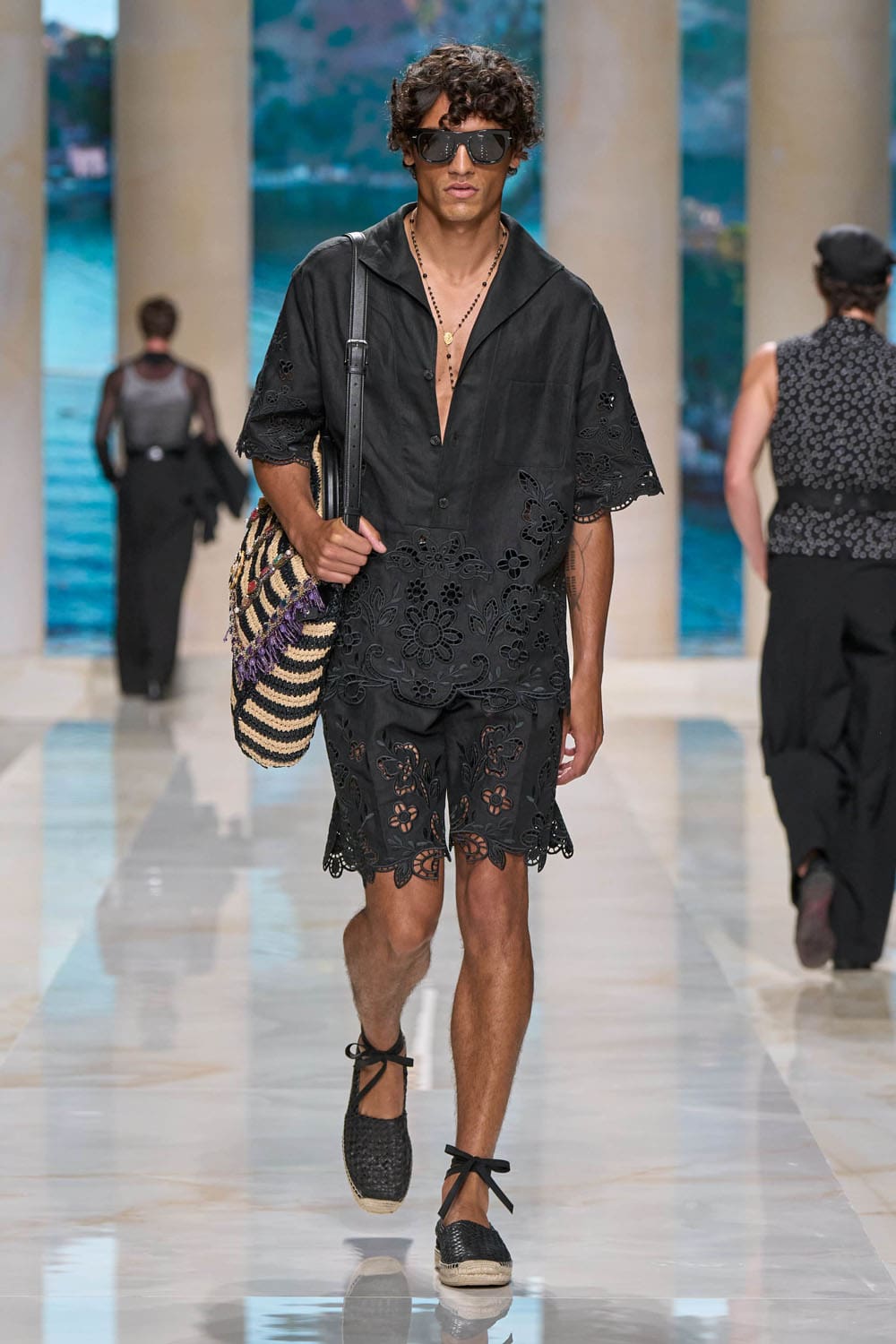 Dolce Gabbana Printemps Été 2027 Vacanze Siciliane Runway Magazine (6)