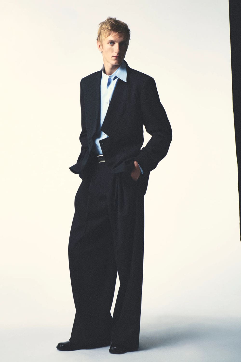 Givenchy Spring Summer 2027 First Menswear Runway Magazine (6)