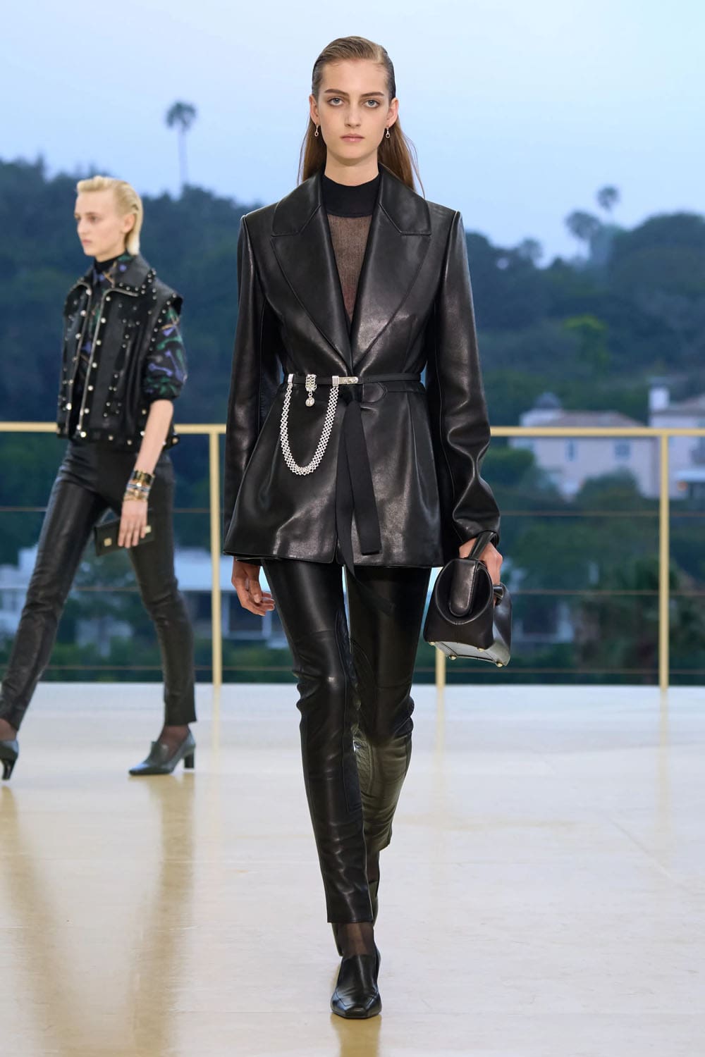 Hermes fall winter 2026 2027 the second chapter Resort Los Angeles Runway Magazine (16)