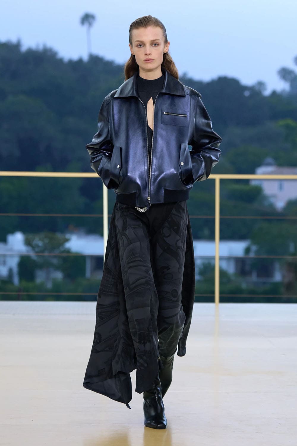 Hermes fall winter 2026 2027 the second chapter Resort Los Angeles Runway Magazine (21)