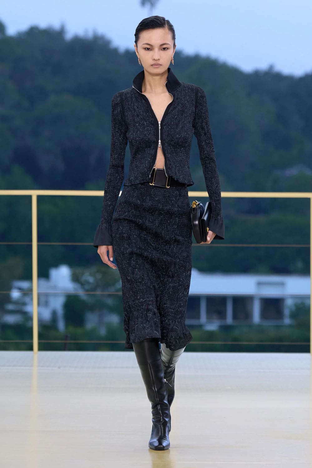 Hermes fall winter 2026 2027 the second chapter Resort Los Angeles Runway Magazine (24)