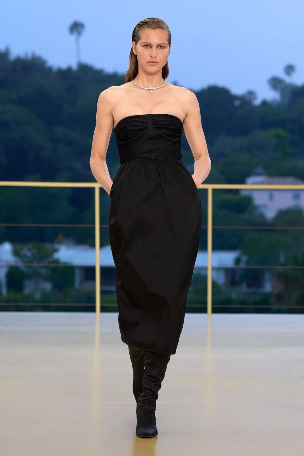 Hermes fall winter 2026 2027 the second chapter Resort Los Angeles Runway Magazine (42)