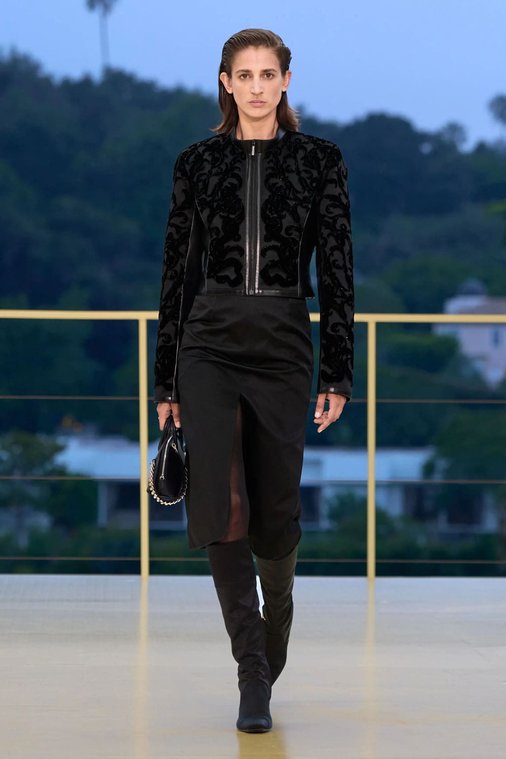 Hermes fall winter 2026 2027 the second chapter Resort Los Angeles Runway Magazine (45)