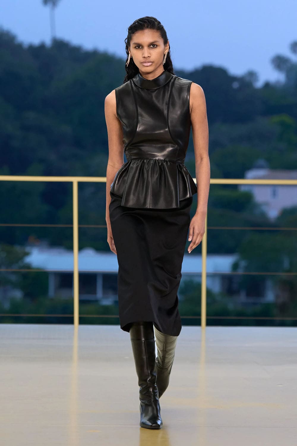 Hermes fall winter 2026 2027 the second chapter Resort Los Angeles Runway Magazine (48)