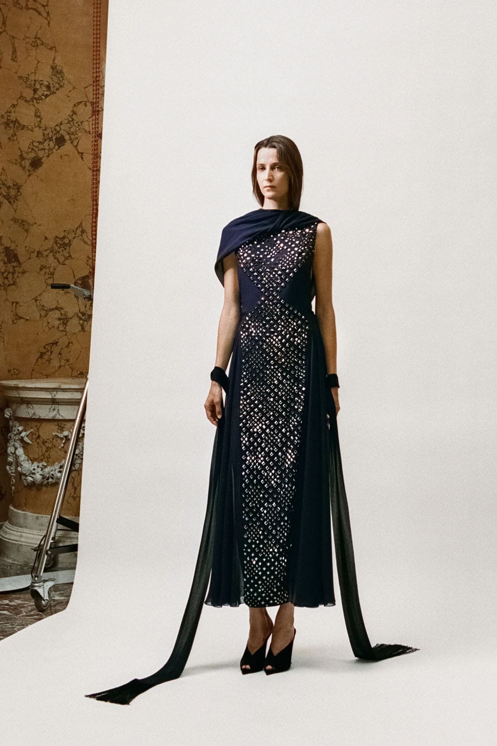 Lanvin Resort 2027 Runway Magazine (23)