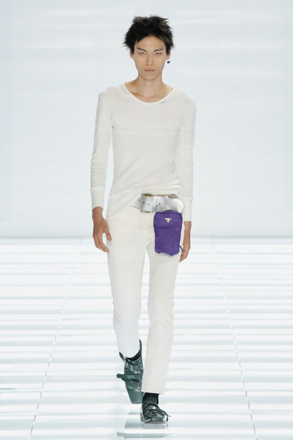 Prada Printemps Été 2027 Homme Runway Magazine (4)