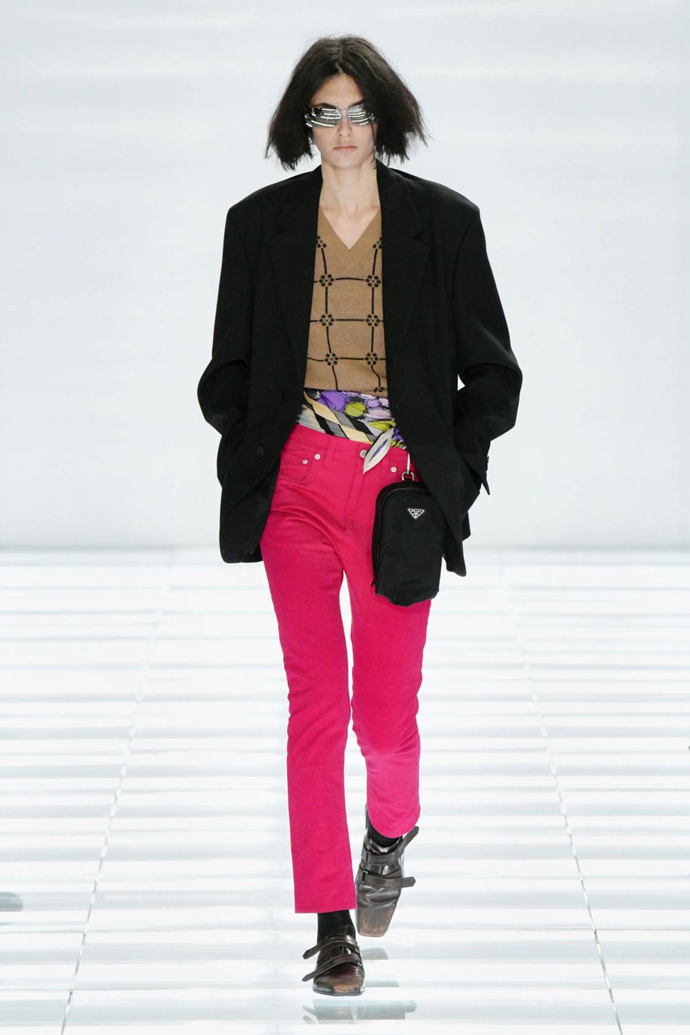 Prada Printemps Été 2027 Homme Runway Magazine (46)