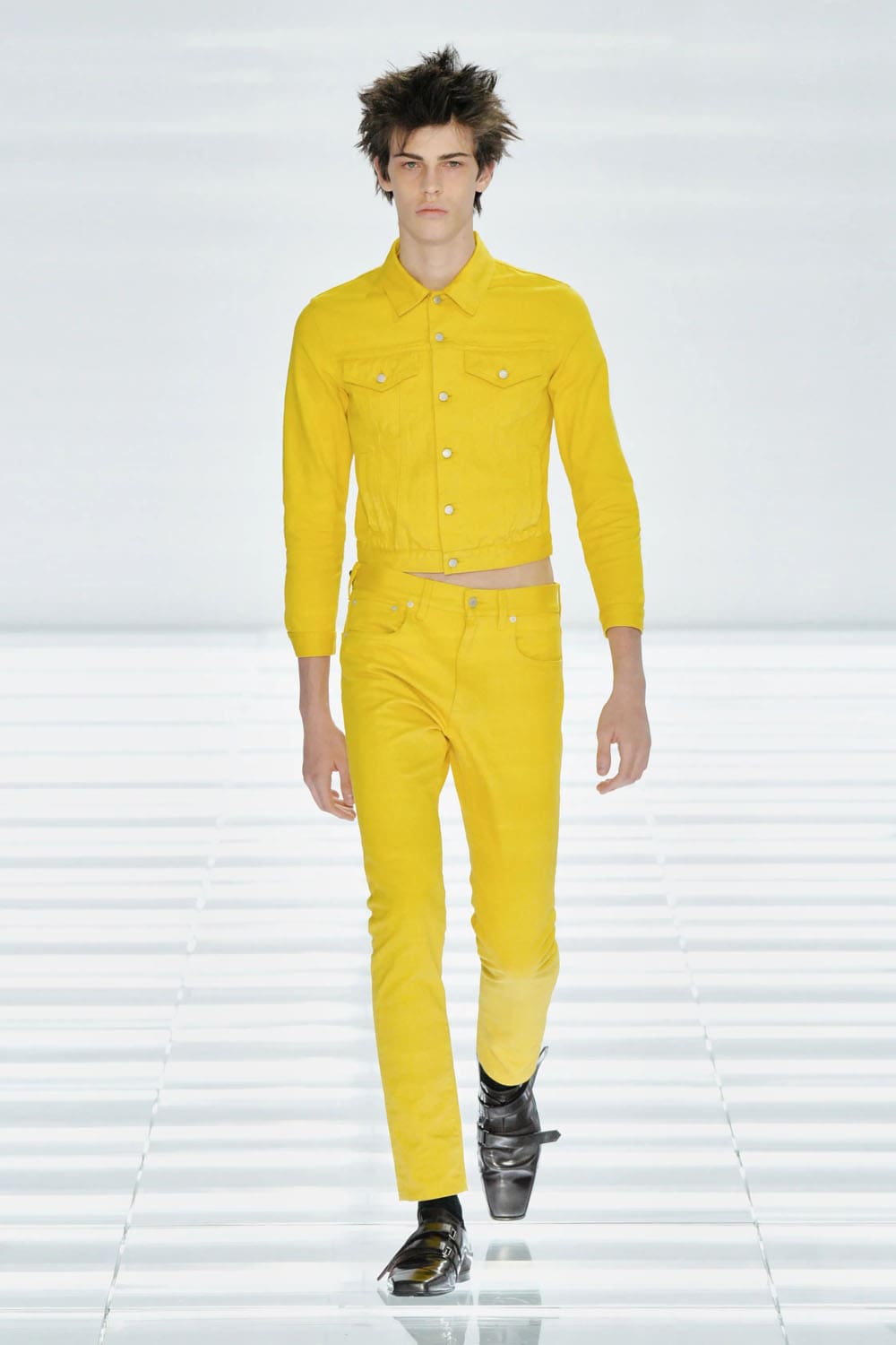 Prada Printemps Été 2027 Homme Runway Magazine (48)