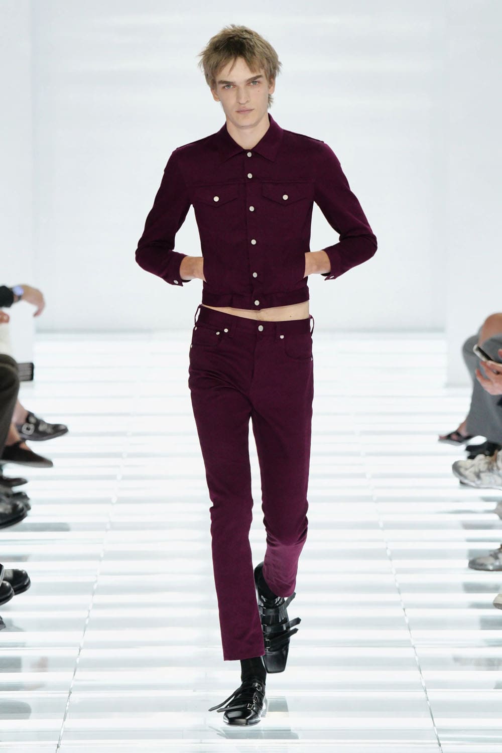 Prada Printemps Été 2027 Homme Runway Magazine (49)