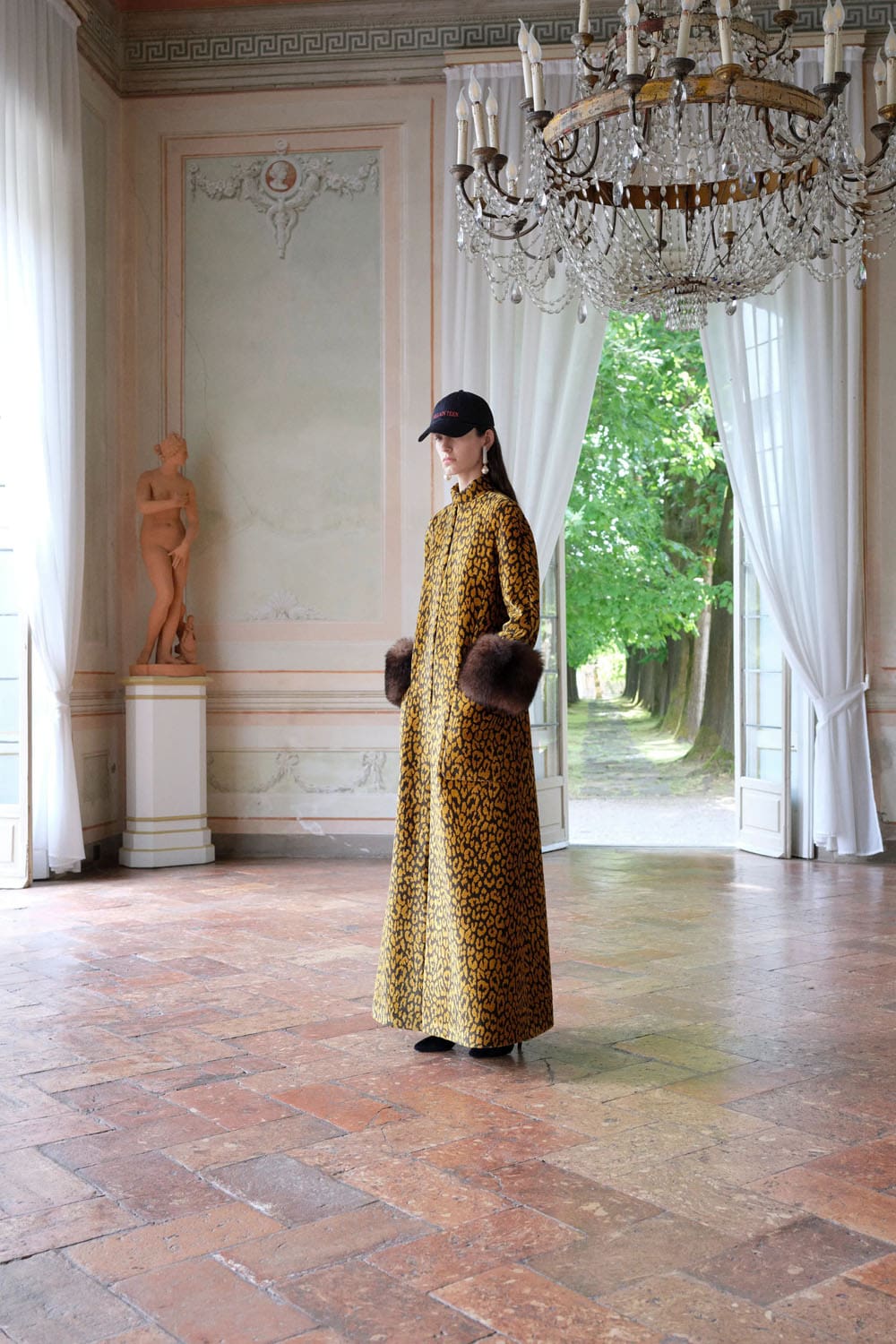 Valentino Cruise 2027 Resort Runway Revista (21)