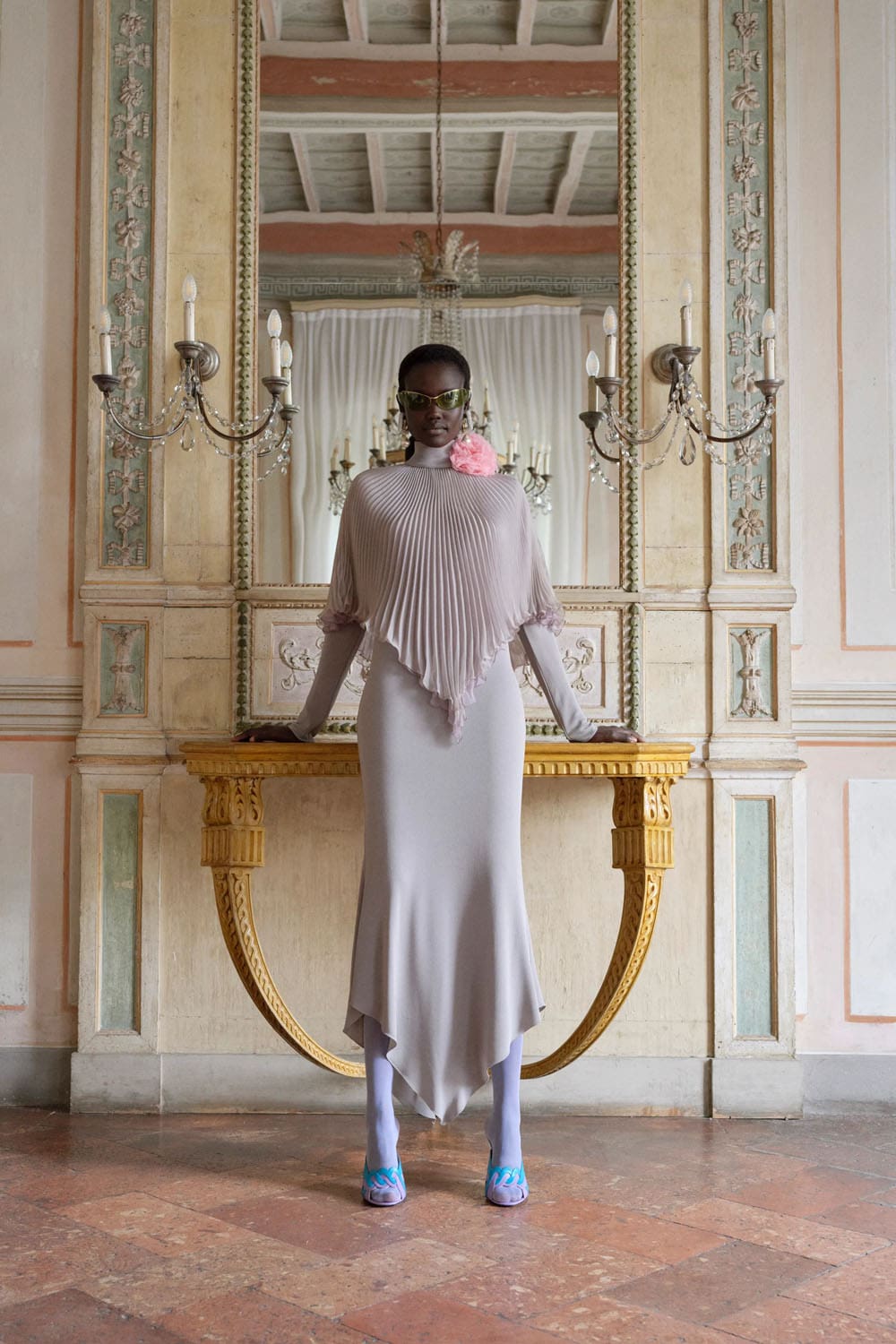 Valentino Cruise 2027 Resort Runway Revista (43)
