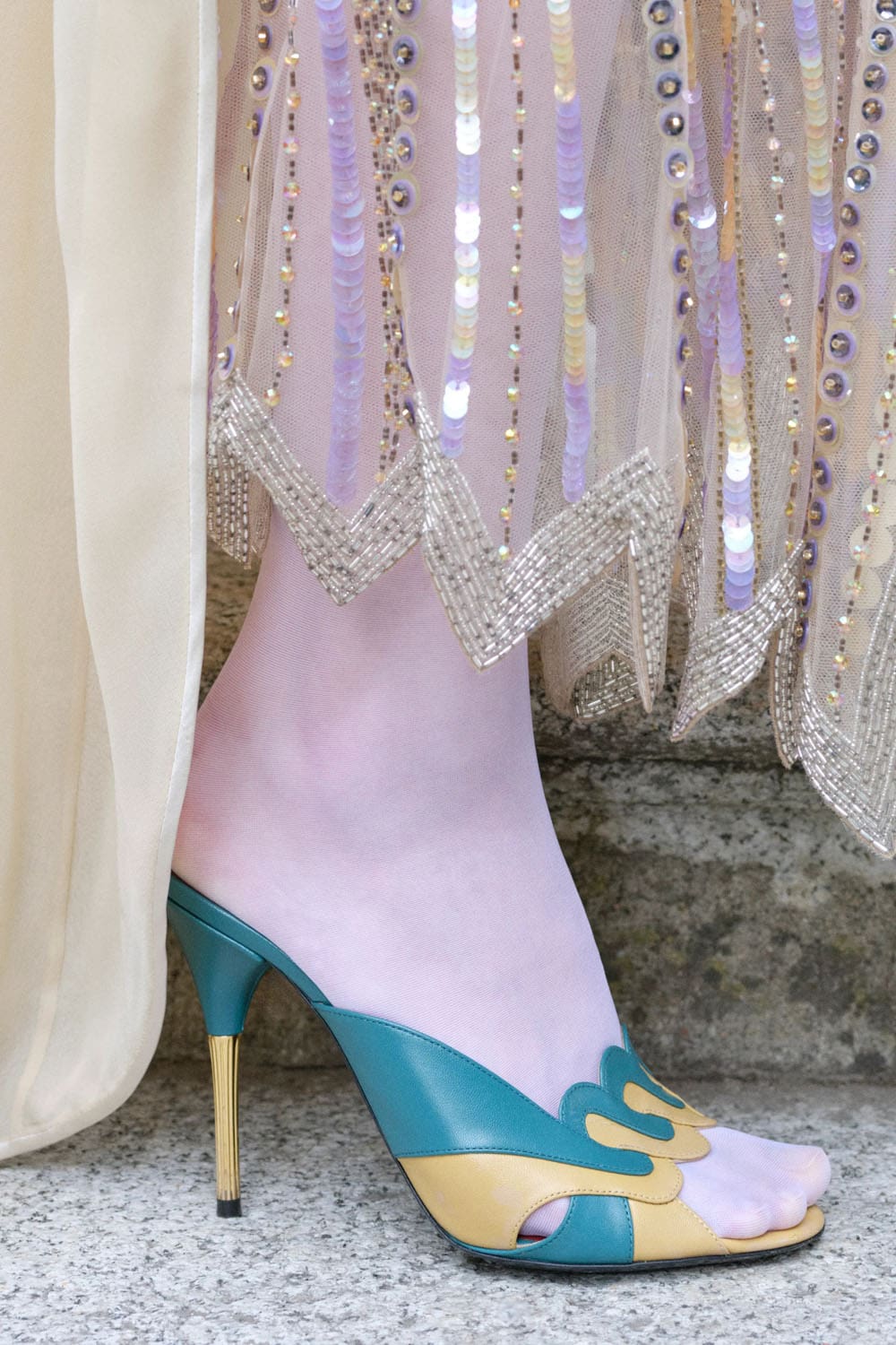 Valentino Cruise 2027 Resort Runway Revista (60)