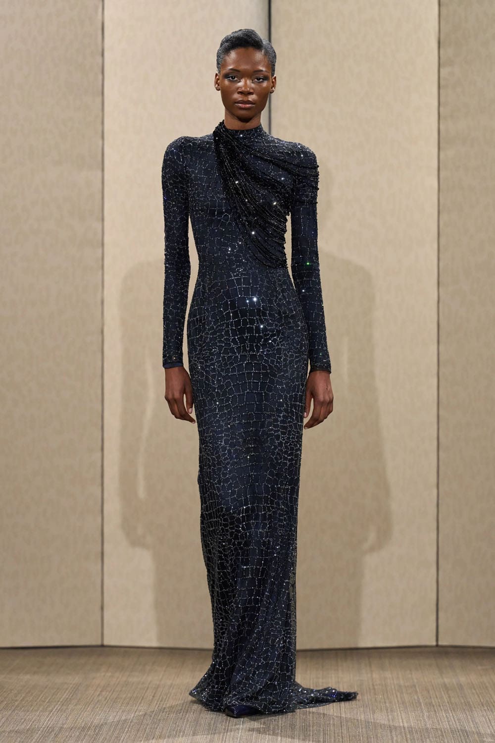 Armani Privè Autunno Inverno 2026 2027 Haute Couture Runway Magazine (33)