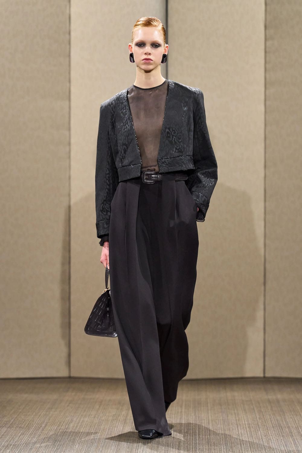 Armani Privè Autunno Inverno 2026 2027 Haute Couture Runway Magazine (6)