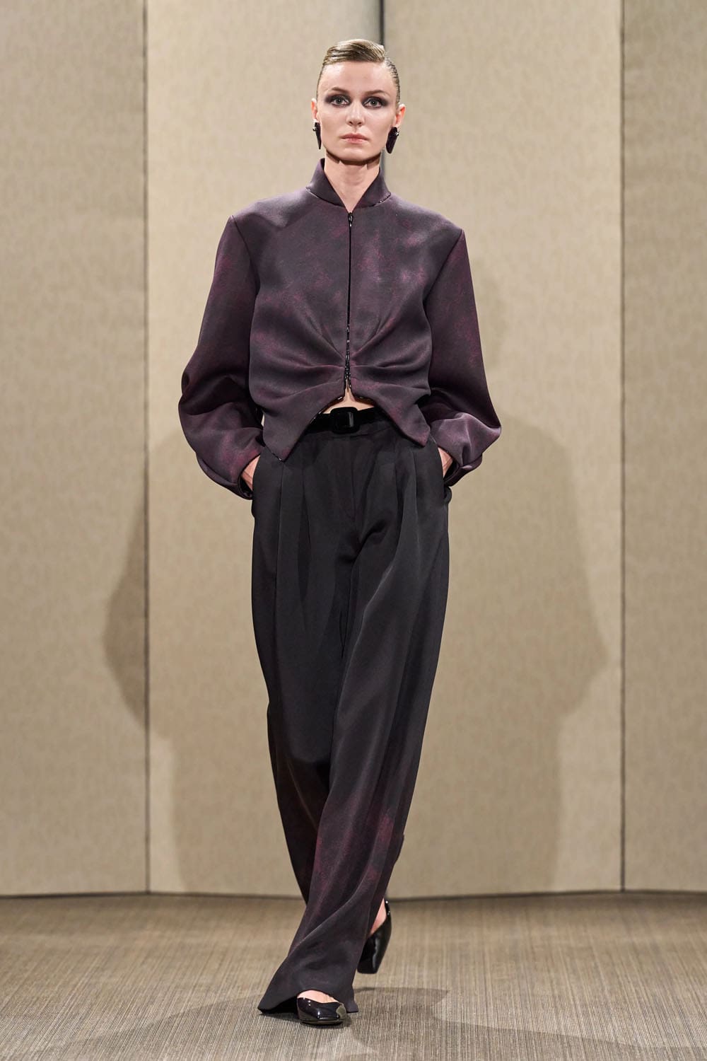 Armani Privè Autunno Inverno 2026 2027 Haute Couture Runway Magazine (9)