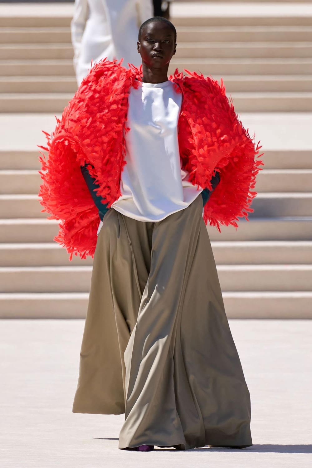 Balenciaga Herbst/Winter 2026/2027 Haute Couture PPP Runway Magazin (1)