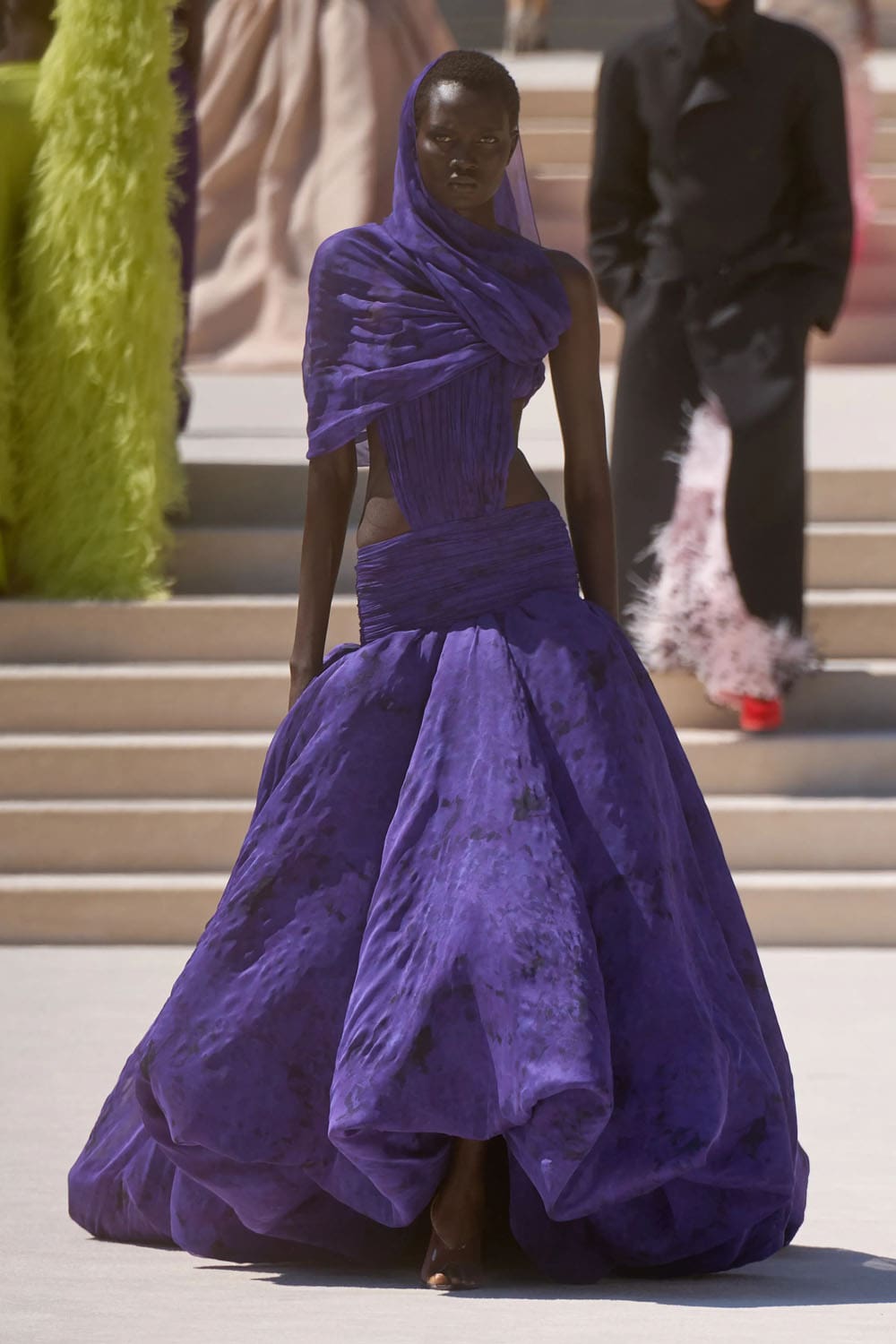 Balenciaga Herbst/Winter 2026/2027 Haute Couture PPP Runway Magazin (23)