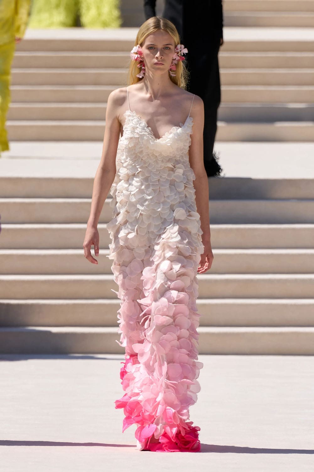 Balenciaga Herbst/Winter 2026/2027 Haute Couture PPP Runway Magazin (25)