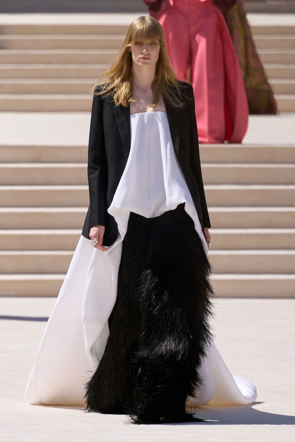 Balenciaga Herbst/Winter 2026/2027 Haute Couture PPP Runway Magazin (6)