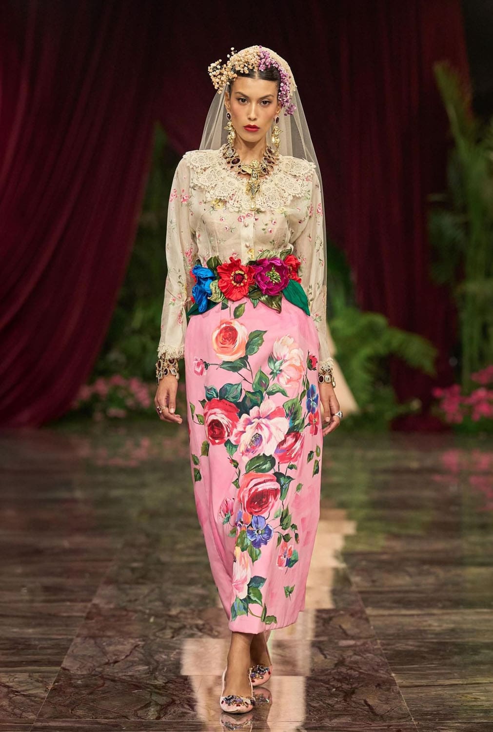 Dolce Gabbana Alta Moda 2026 Runway Magazine (10)