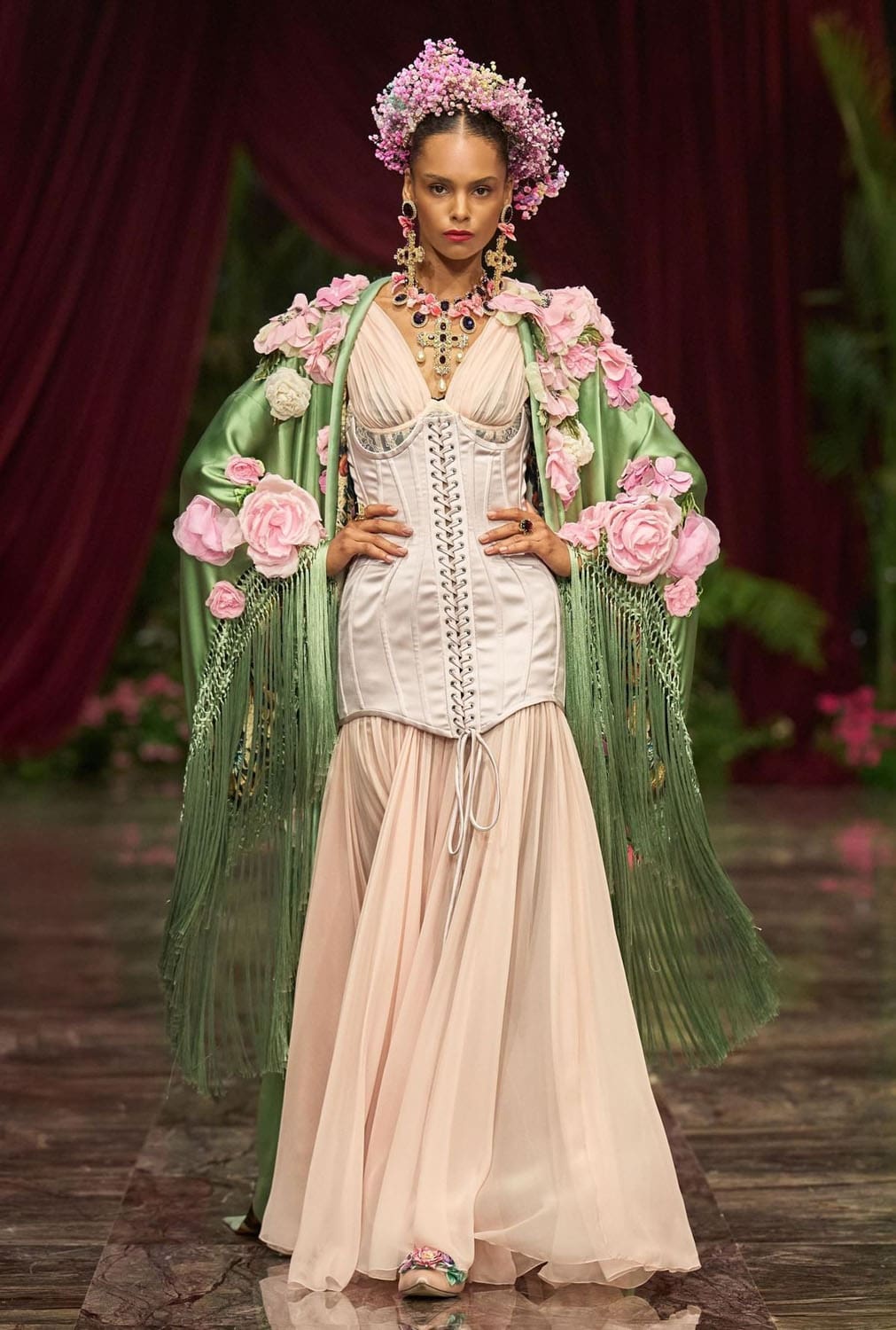 Dolce Gabbana Alta Moda 2026 Runway Magazine (41)