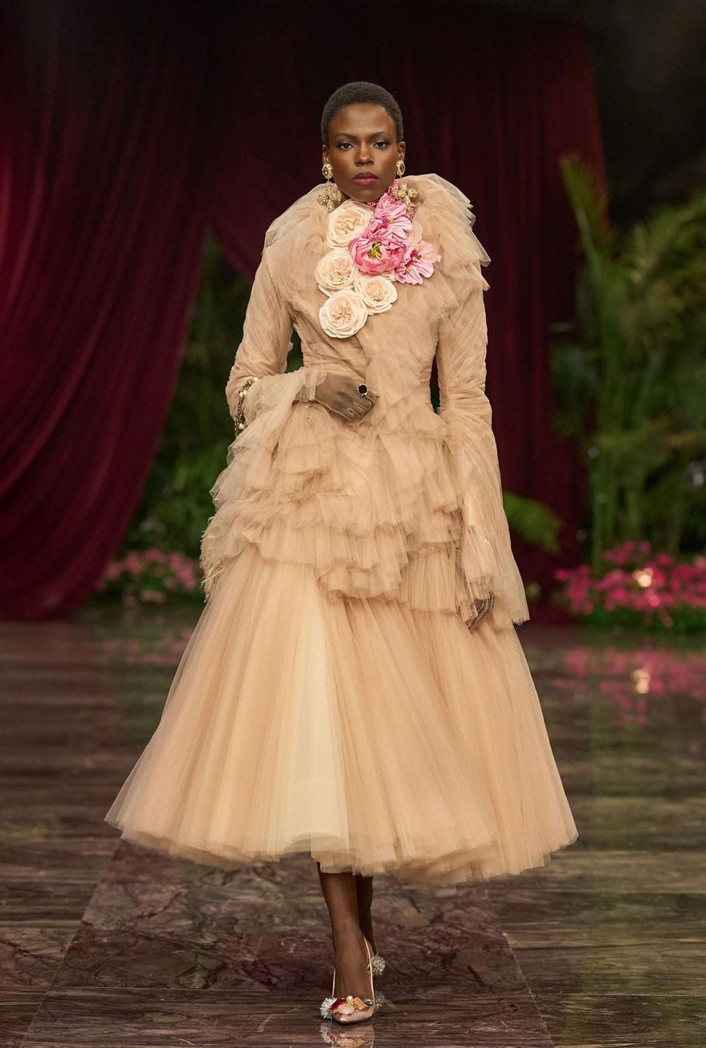 Dolce Gabbana Alta Moda 2026 Runway Magazine (56)