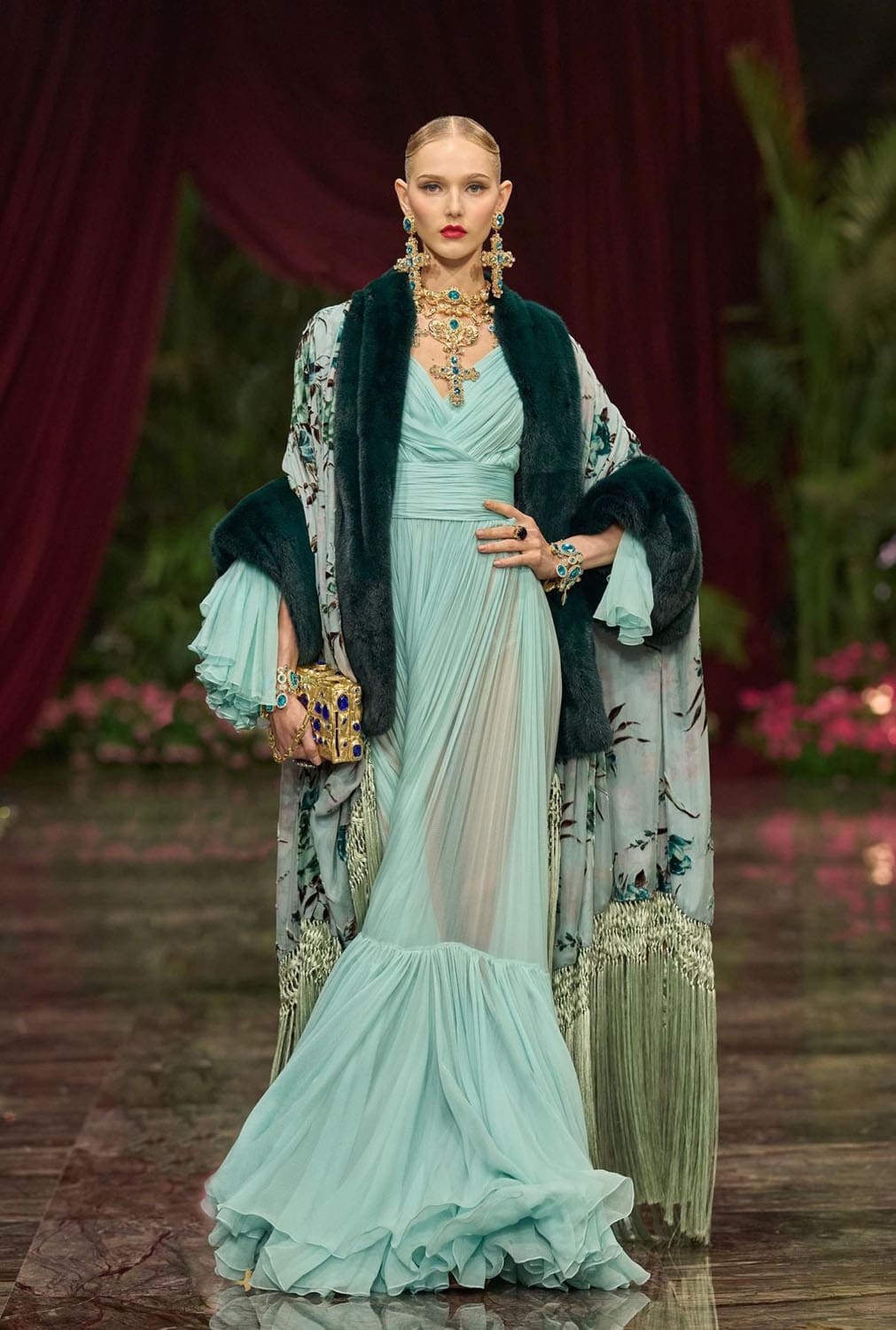Dolce Gabbana Alta Moda 2026 Runway Magazine (6)