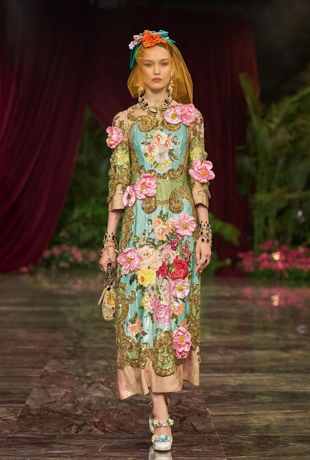 Dolce Gabbana Alta Moda 2026 Runway Magazine (60)